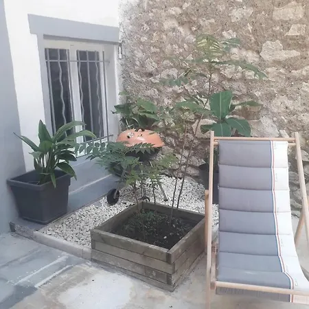 Appartement F2 cosy au calme Apartamento