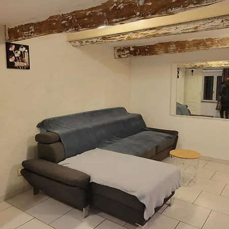 Apartamento Appartement F2 cosy au calme